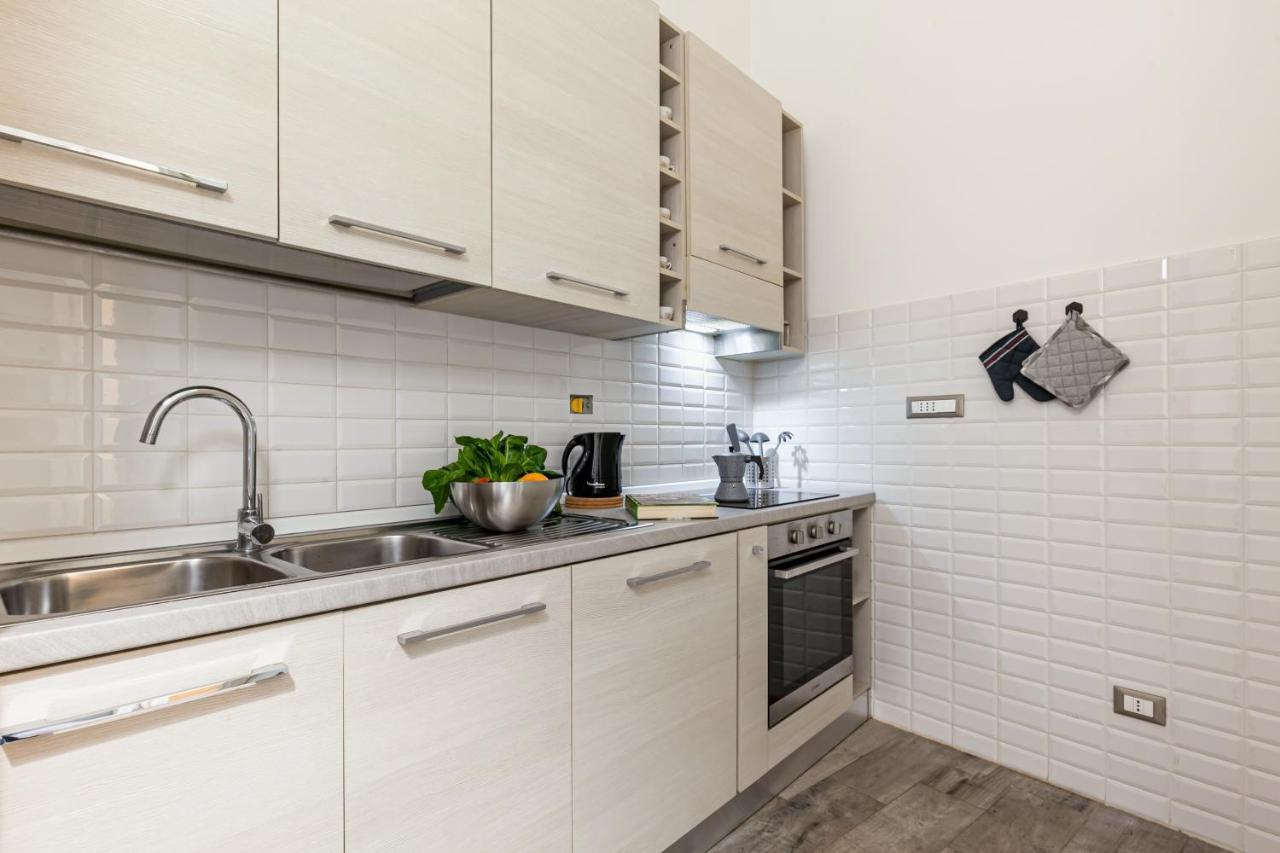 Lungarno Elegant Apartment With Panoramic Balcony Pisa Luaran gambar